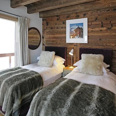 The Big Bear La Tzoumaz